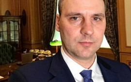 Оренбургский губернатор поручил отремонтировать проблемный участок дороги в посёлке Весенний