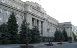  Заксобрание Оренбургской области обсудило «час тишины» и утвердило сокращение расходов бюджета 