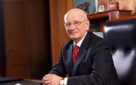 Юрий Берг обещал не допустить появления новых обманутых дольщиков
