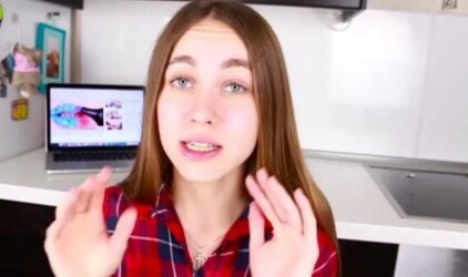 Блогер Anny May откроет мультимедийный проект «ЦДМ-онлайн»