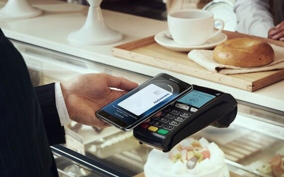 Группа ВТБ обеспечила переводы через приложение  Samsung Pay