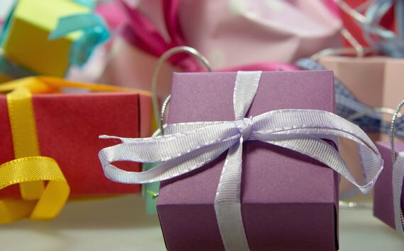 Участники «Мультибонуса» смогут купить подарки на 23 февраля и 8 марта вдвое дешевле