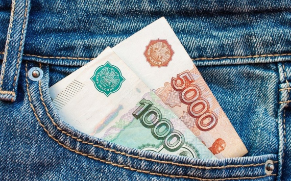 В Оренбуржье зарплаты на предприятиях выросли на 16 тысяч рублей